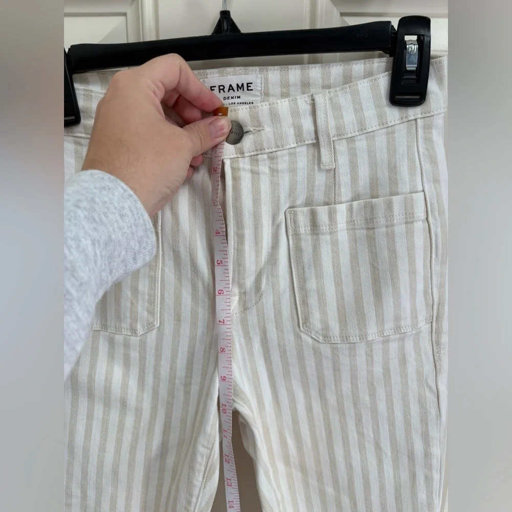 FRAME Le Bardot Striped Kick Flare Raw-Edge Jeans in Courtyard Size 25 - Picture 7 of 8